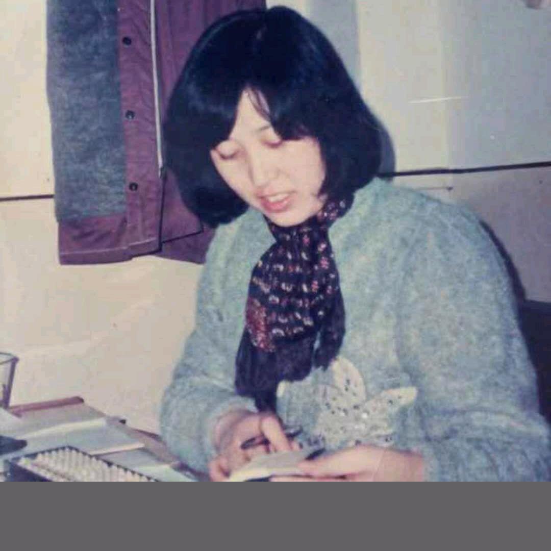 丽