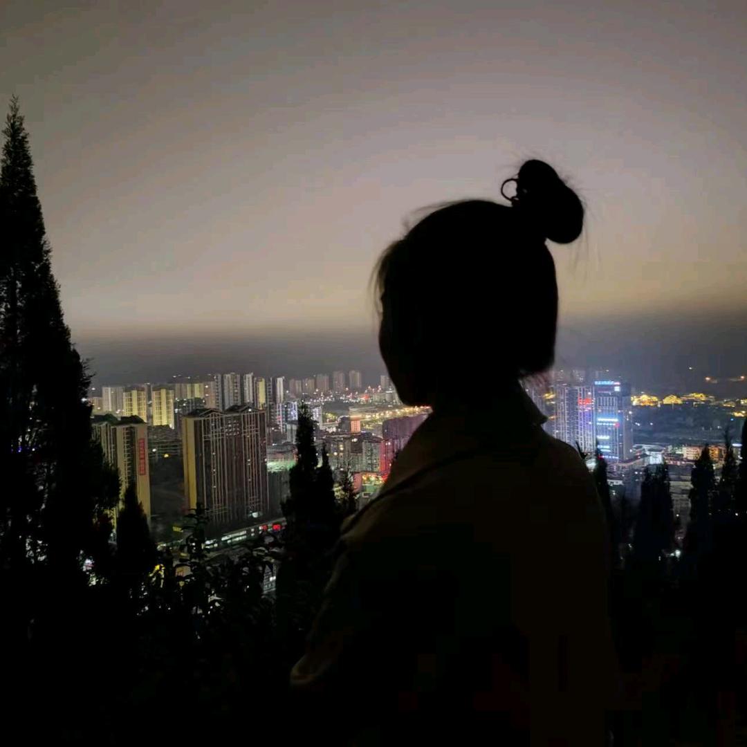 小美不美😈