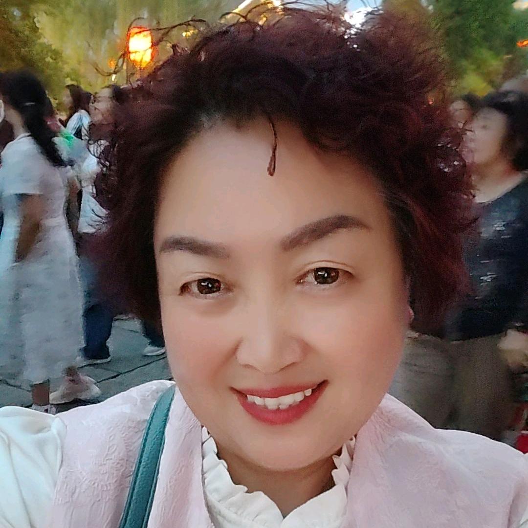 杨丽