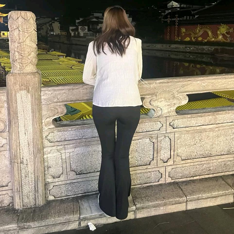 倩影