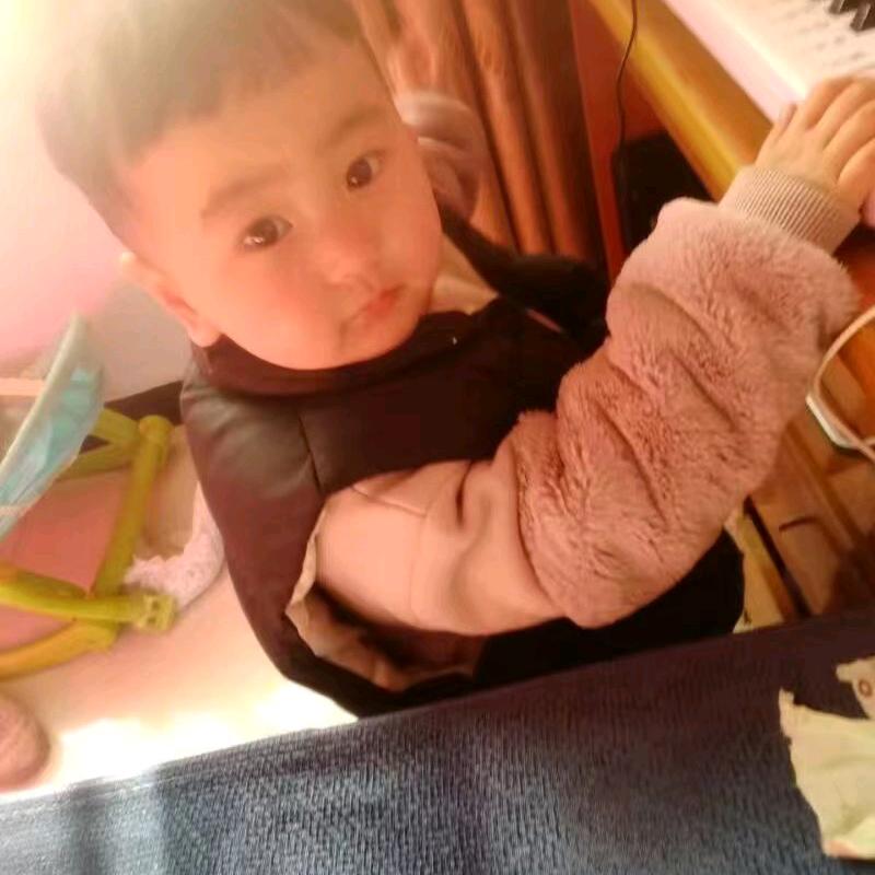 崔崔头像