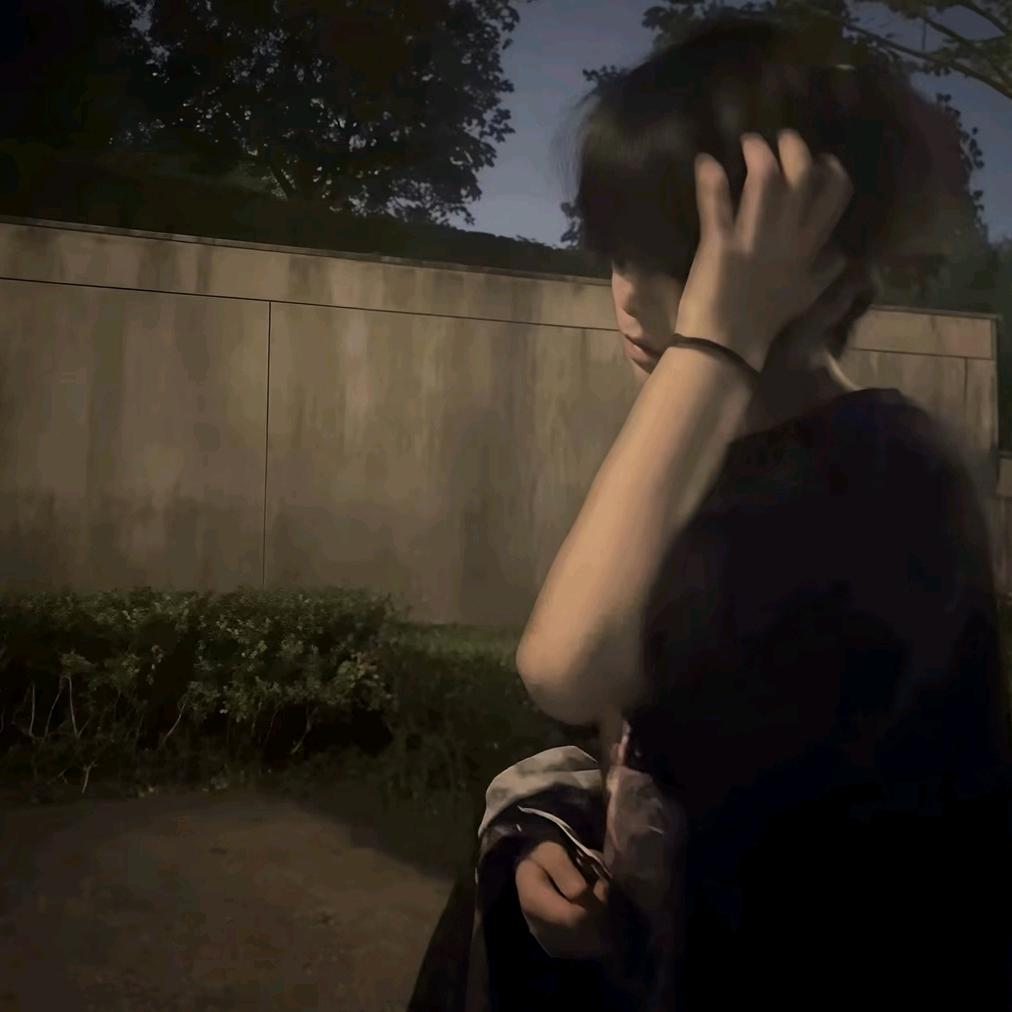 拉屎只用一张纸