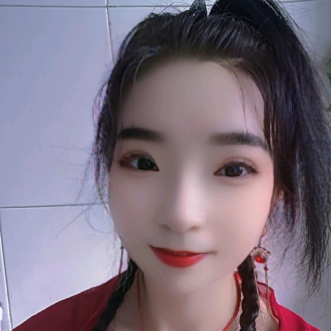 @梅梅（白云纳寨茶庄）