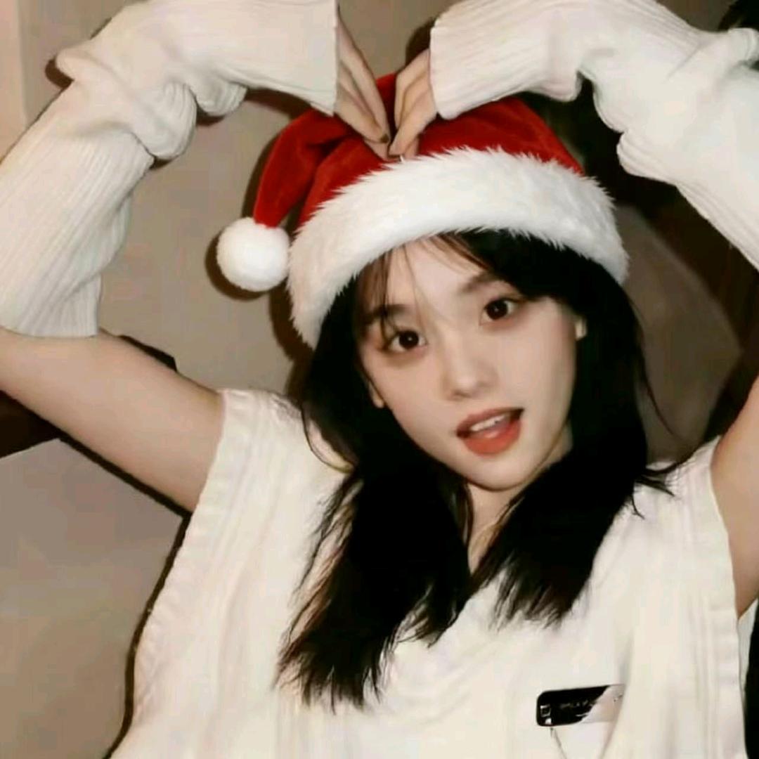 别揪我耳朵ˡᵃʕ̯•͡˔•̯