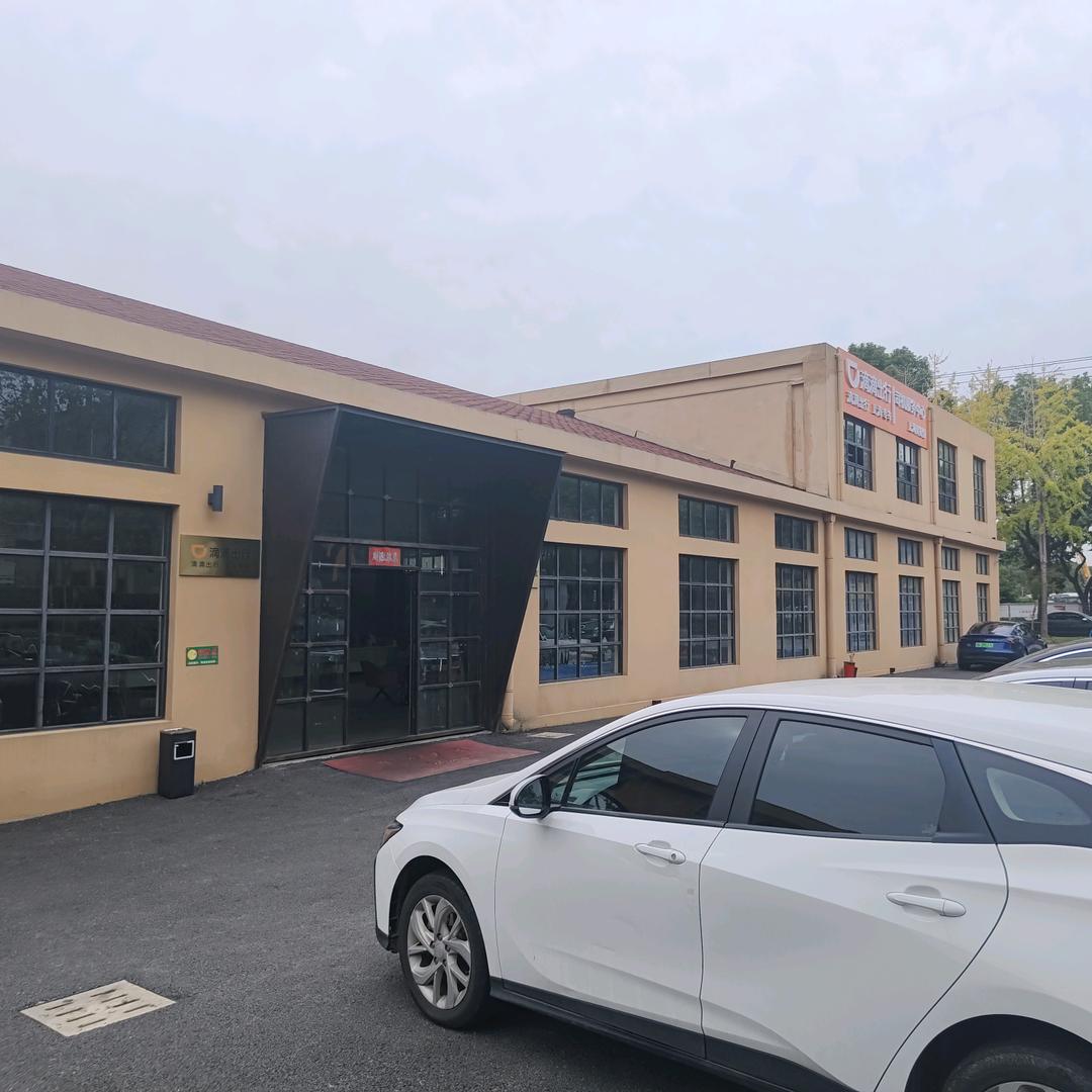 上海网约车—小牛