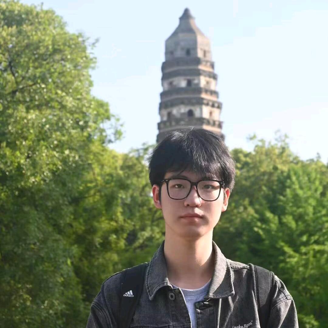 爱聊八卦的北极兔