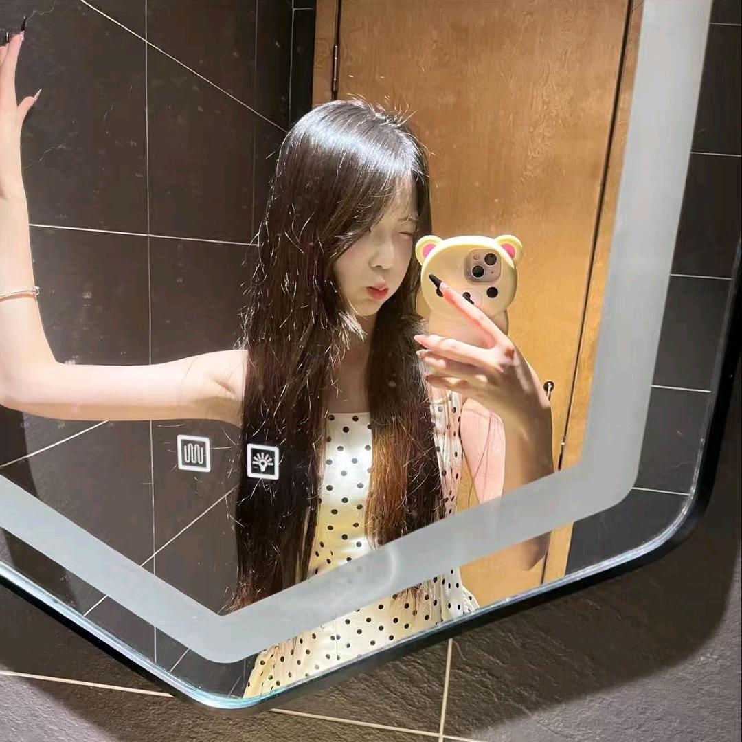 莹莹