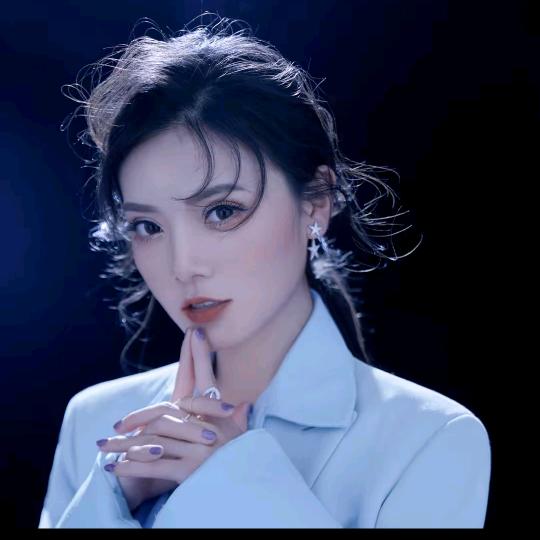 千屿sheila|精致穿搭