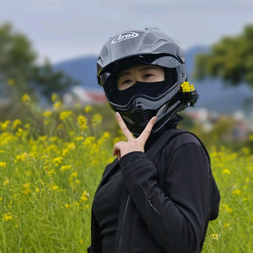 骑拉力的娜老师