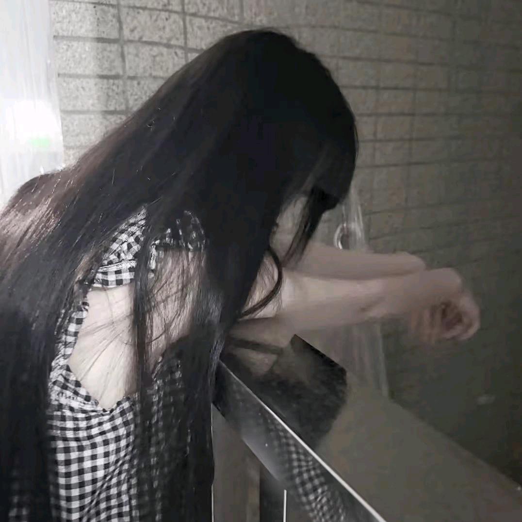 许萌萌萌.