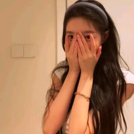 菠萝树上的Apple