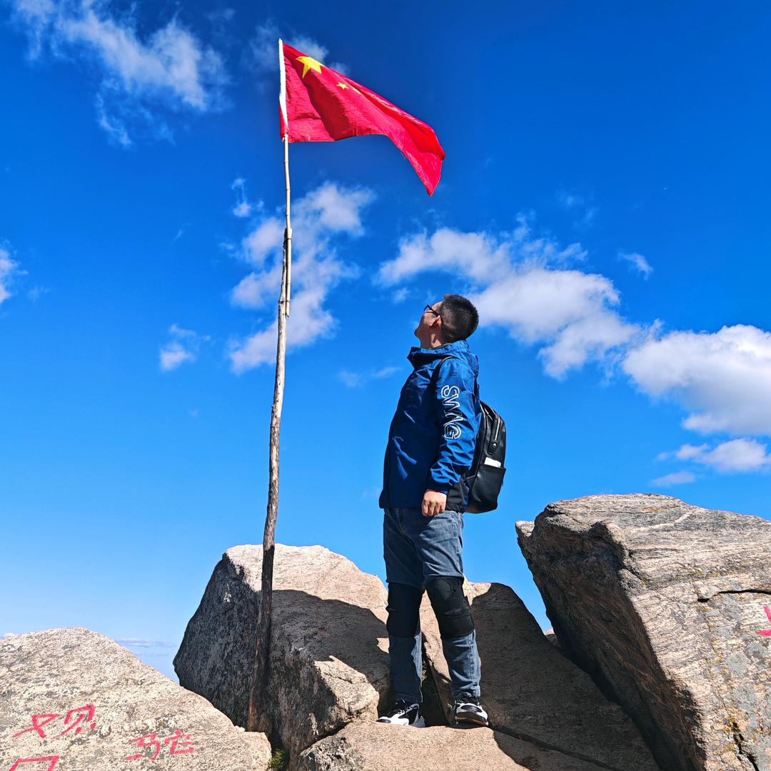 内敛的“田”耕者