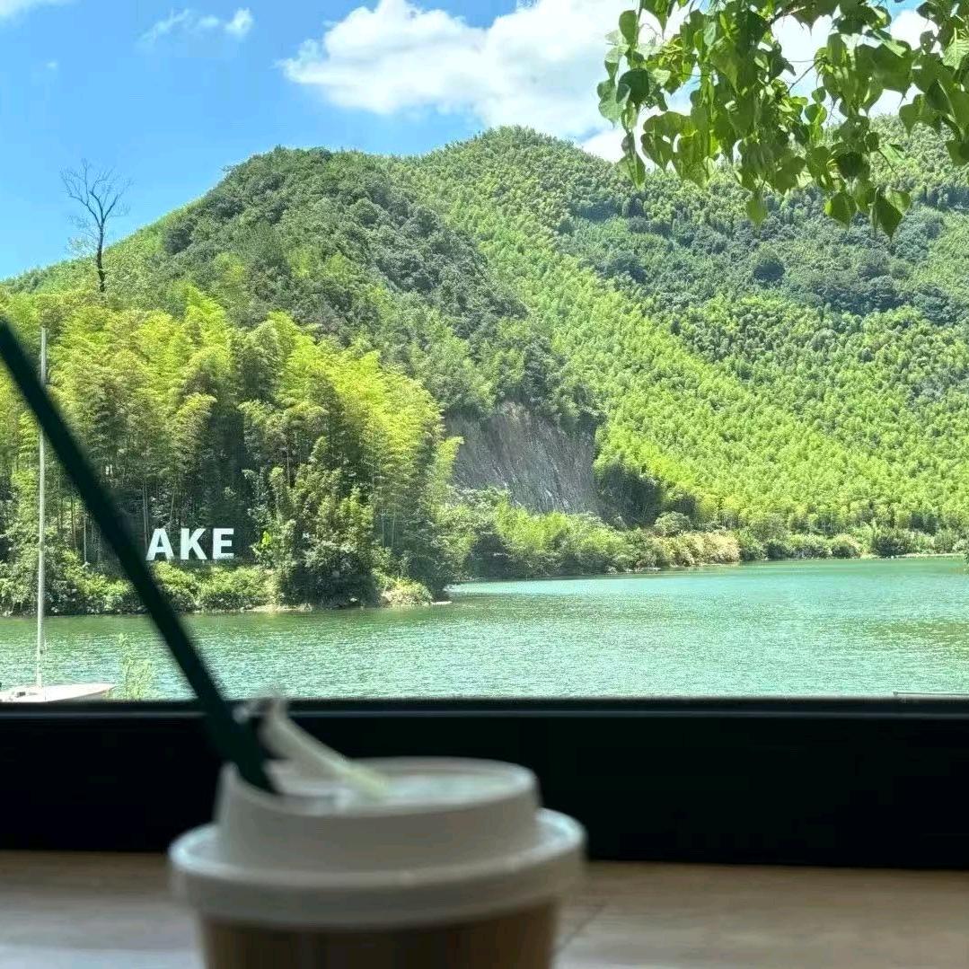 茜宝