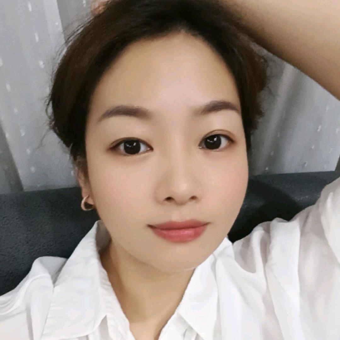 @李家泗小姐
