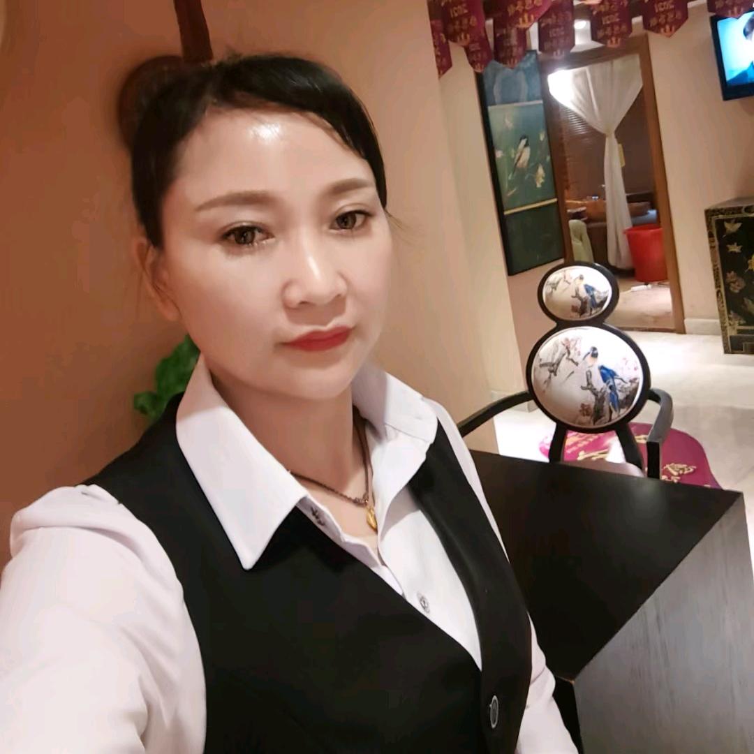 贵州小姐姐张小琴