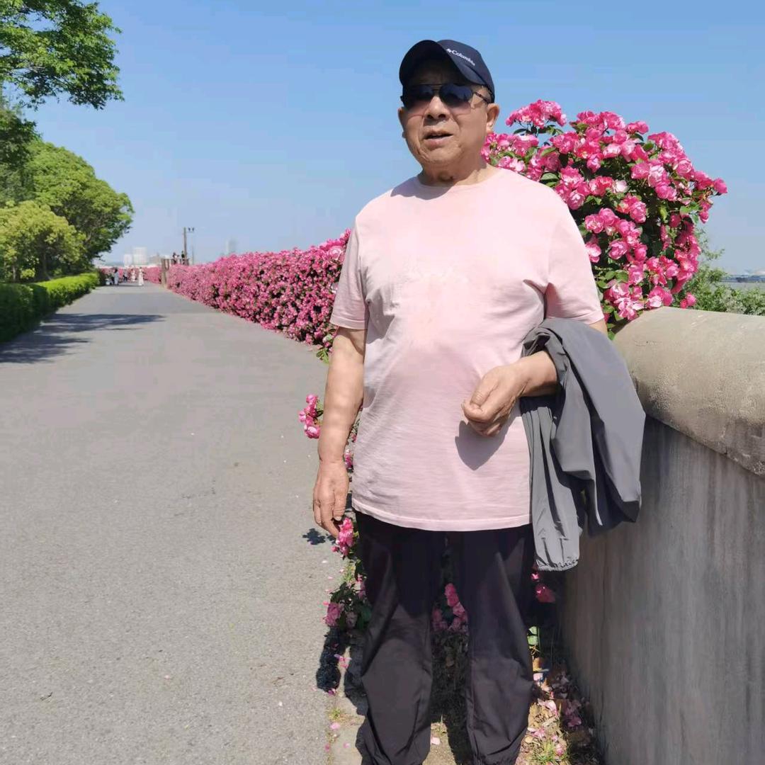 邱尔君