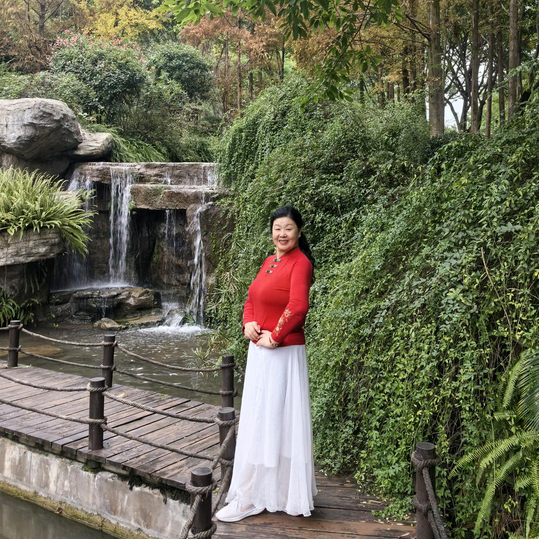 ✨红姐🎄🌹拒私聊