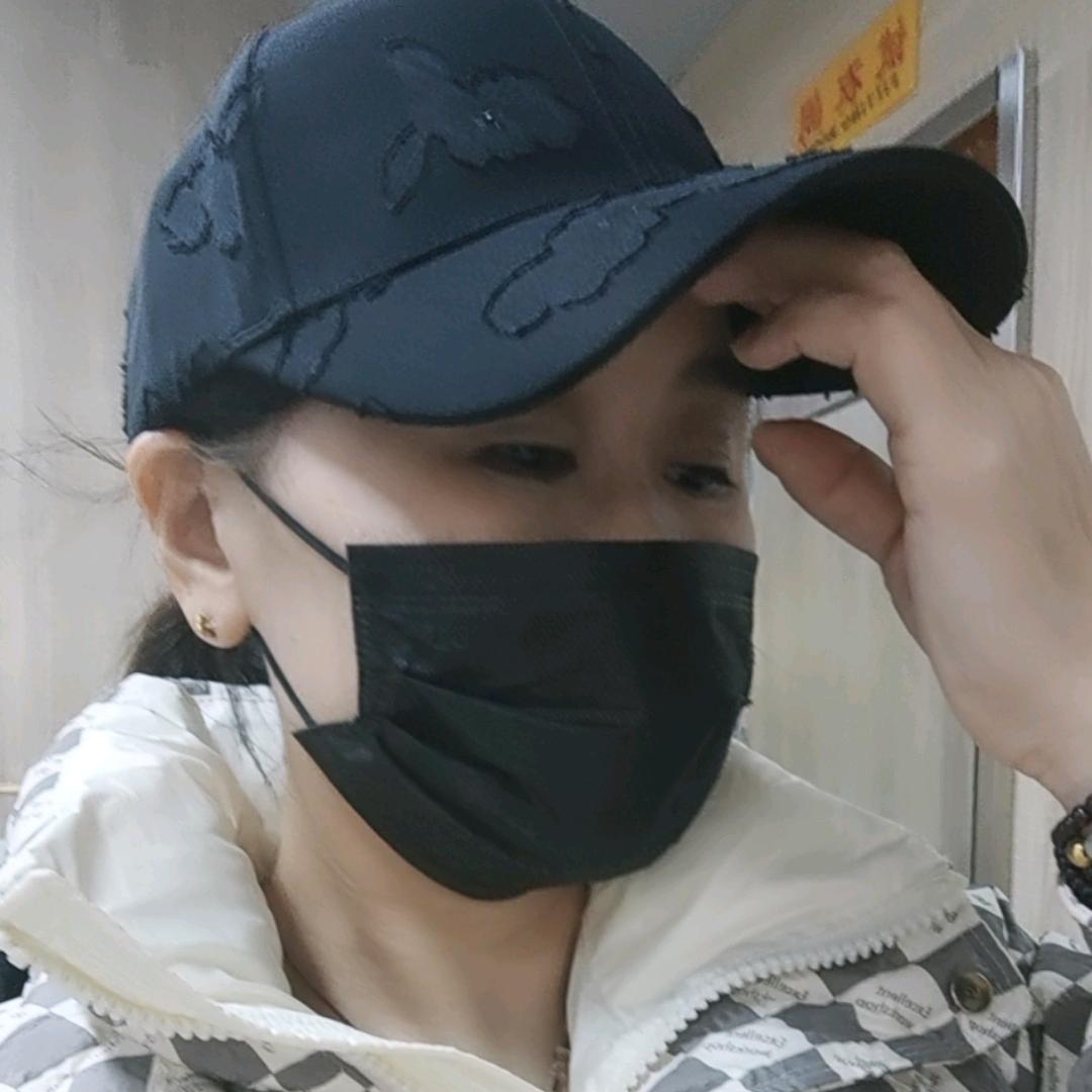 娟子( ͡ _ ͡°)ﾉ⚲ ♫