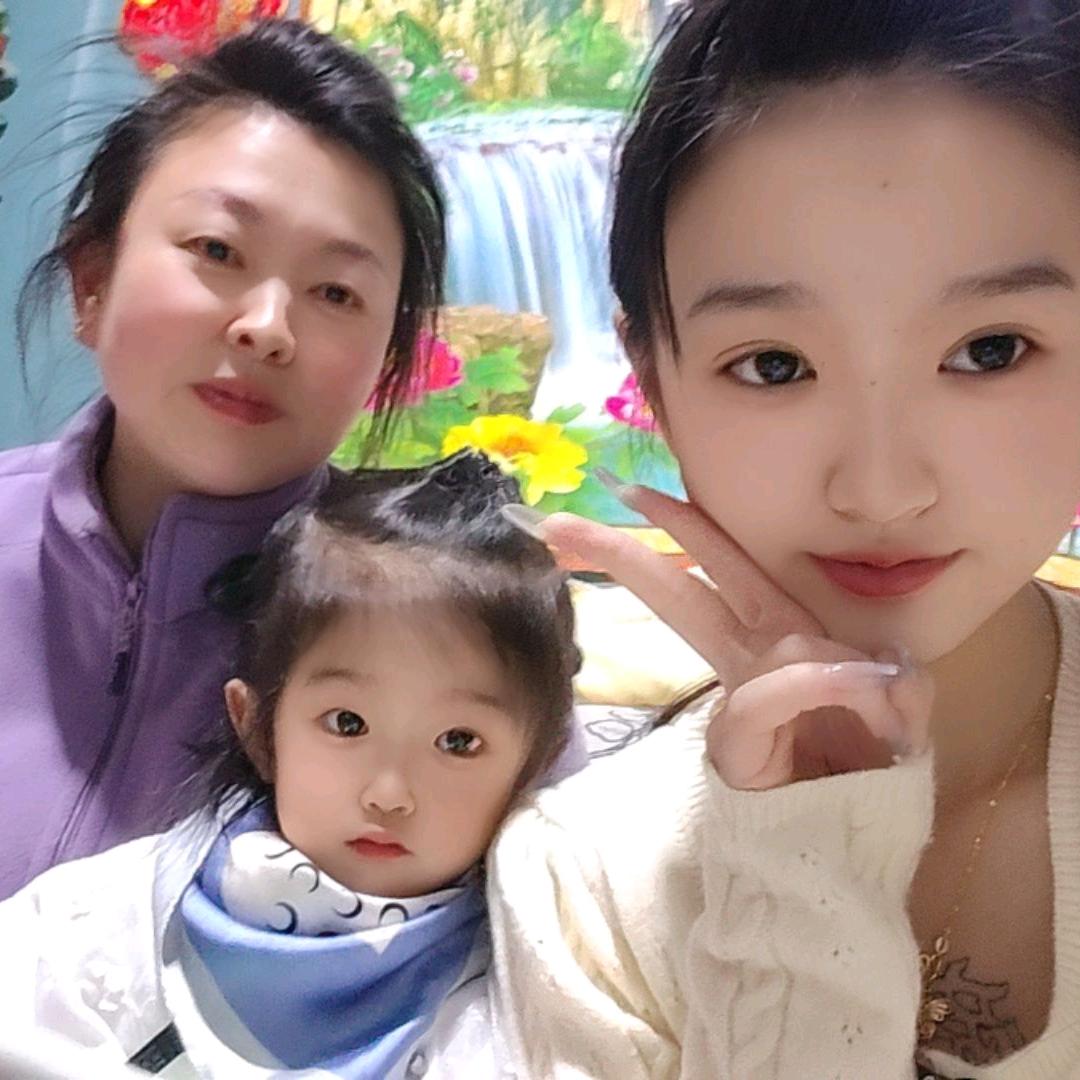 做美丽的自己(｡•ˇ‸ˇ•｡)