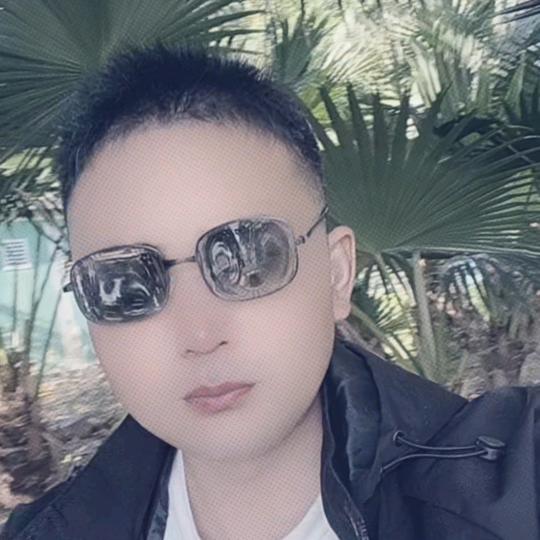 小晨总