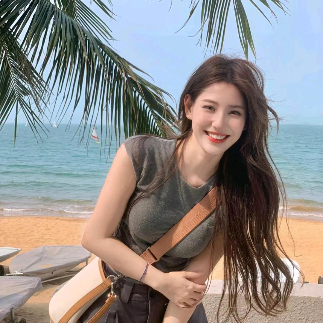 余小姐服装店(好物在橱窗)