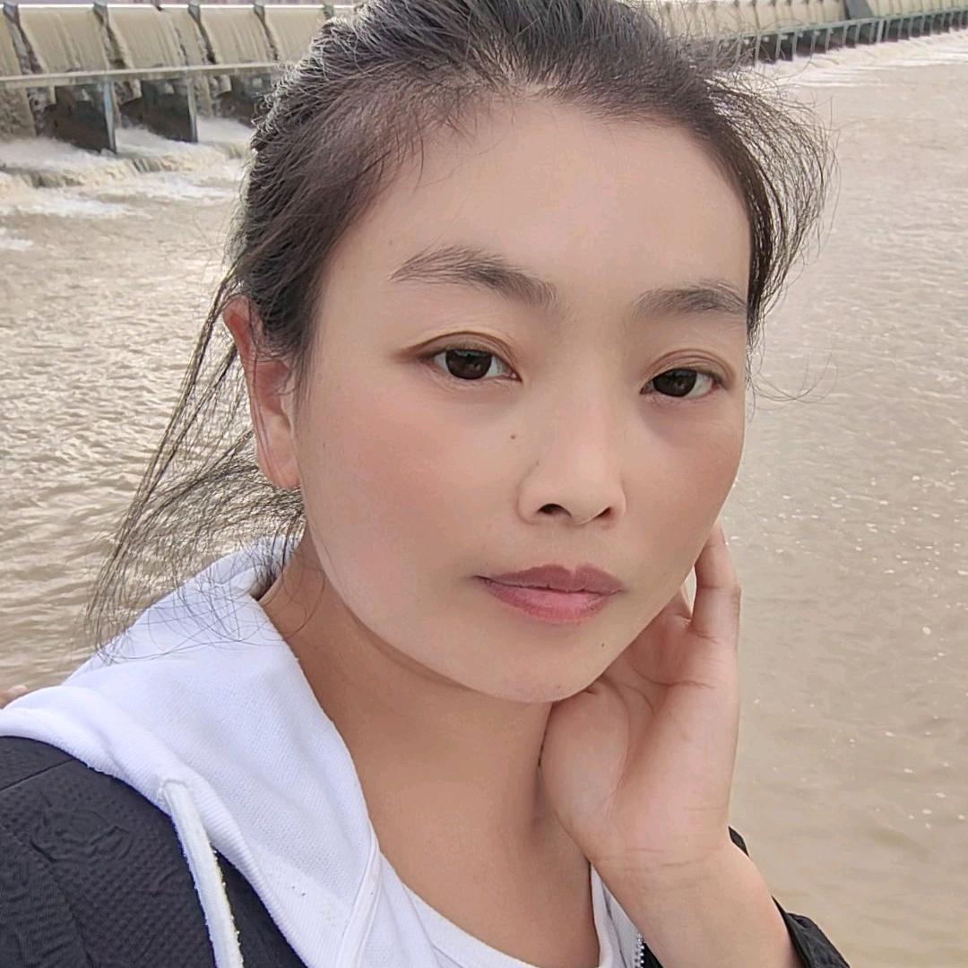 芳芳姐