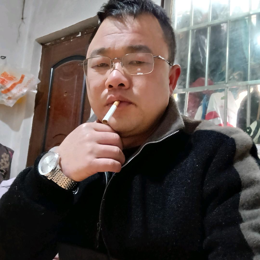 单身父亲带三娃