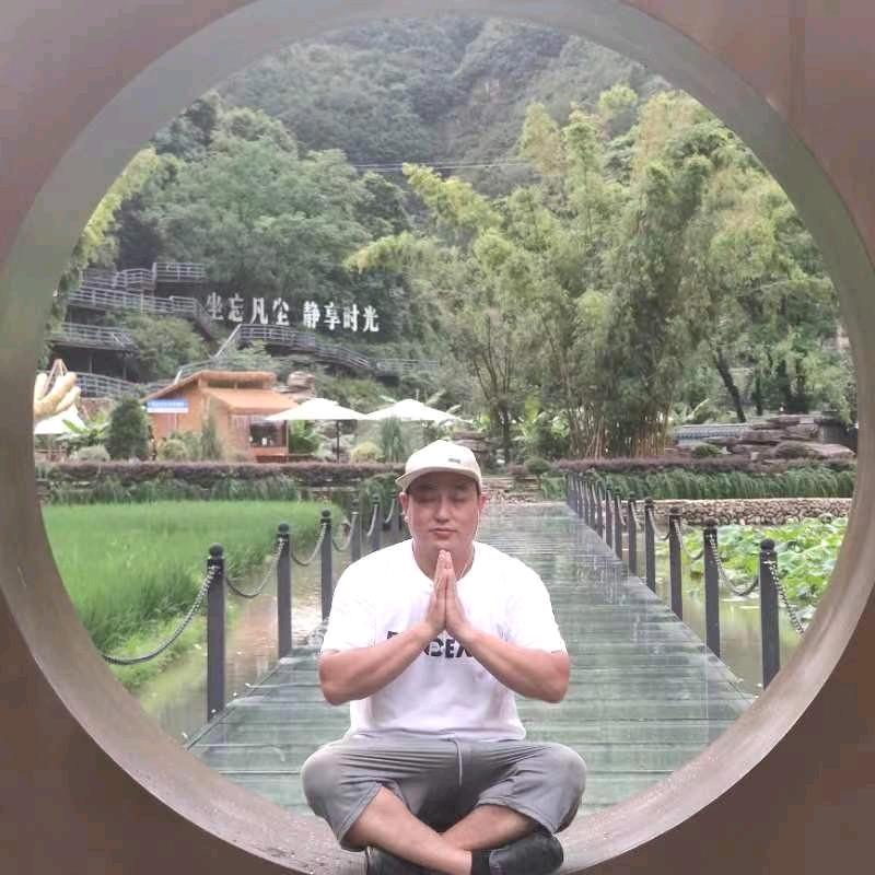 (青哥)