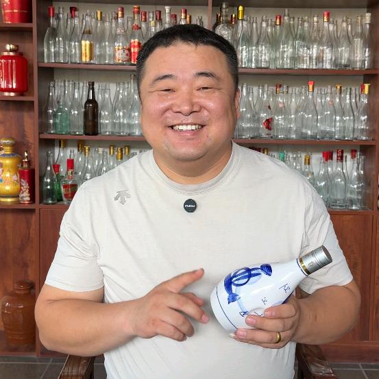 梁胖胖的酒缸子