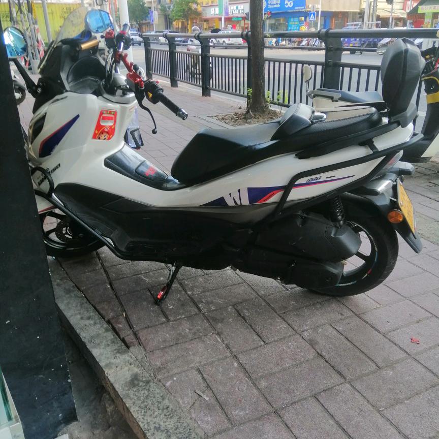 闯318