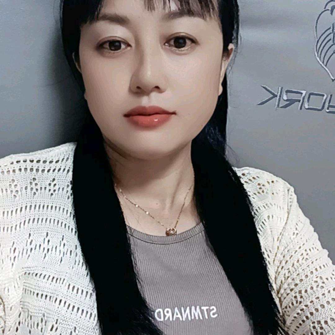 初吻送给奶瓶