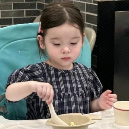 呦呦