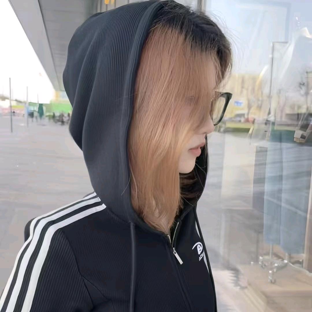 网瘾少女77