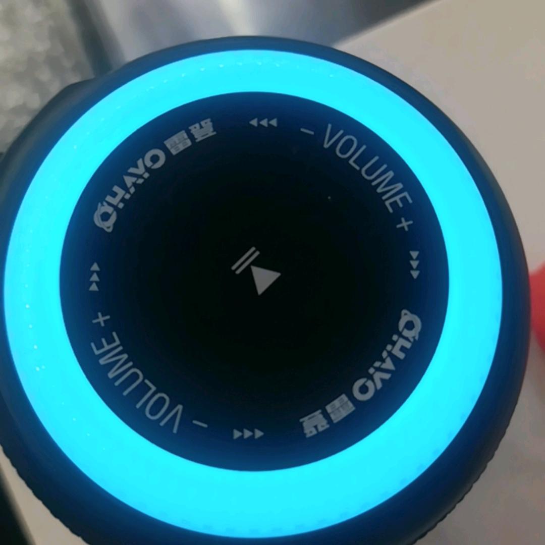 娜娜，，在努力