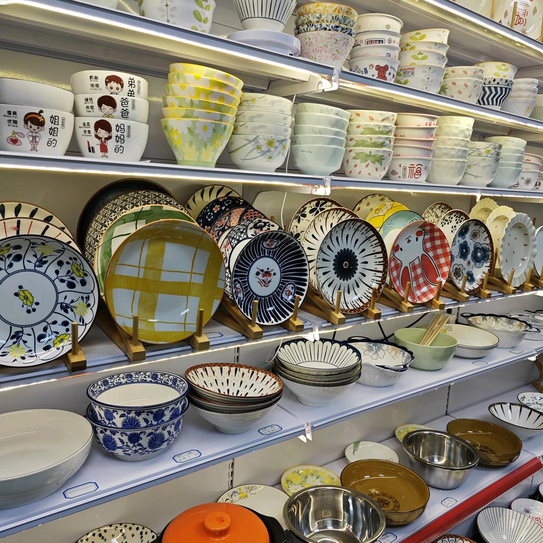 万华小达陶瓷餐具