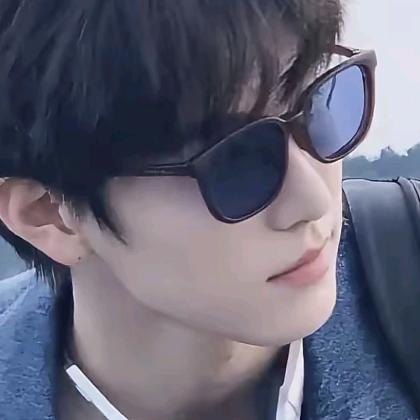 ૮₍¬_¬''微零໒꒰ྀི •̀