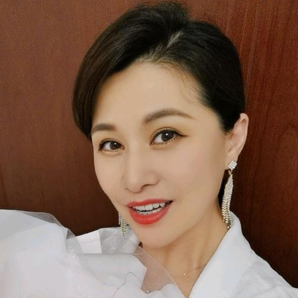 霁瑶姐 刘莹
