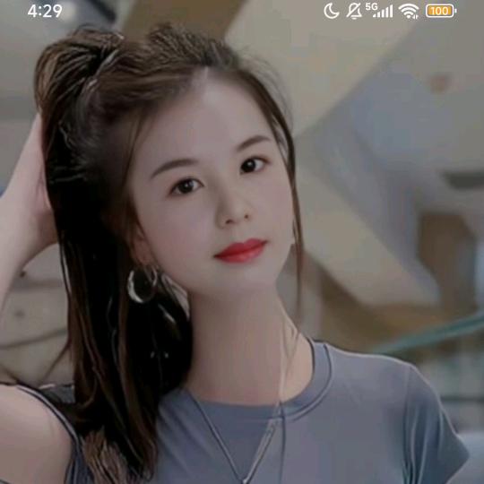 啊，美美。云南山歌会跳舞。