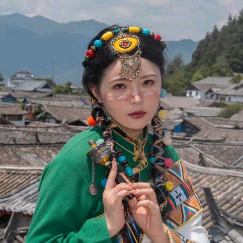 贵阳交话费领手机找胡美丽