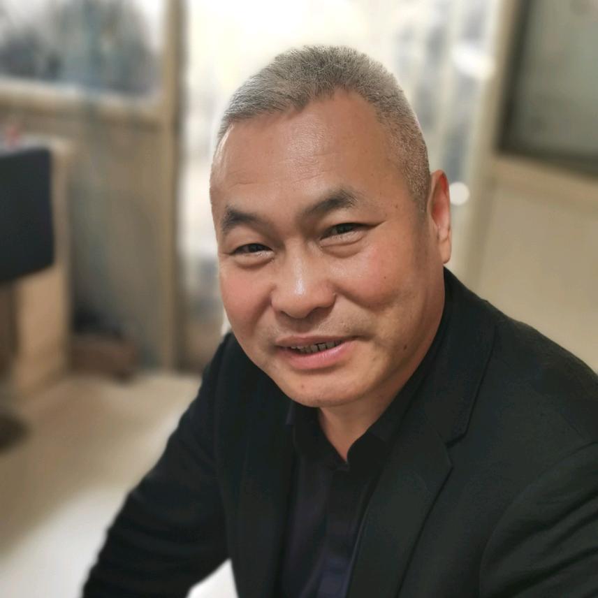 李四
