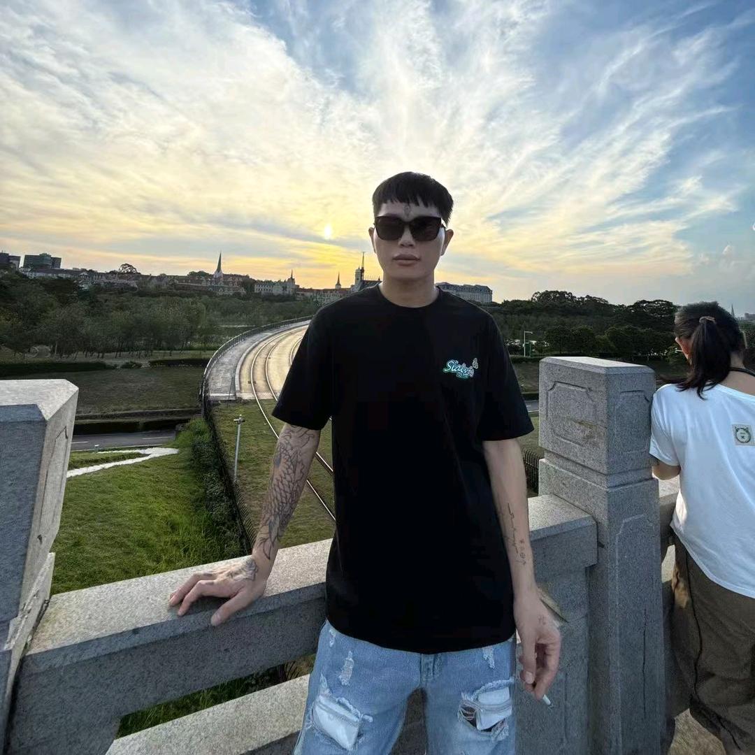 昆   来了