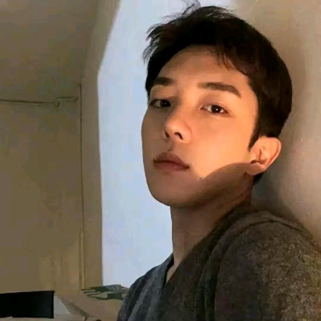 他.