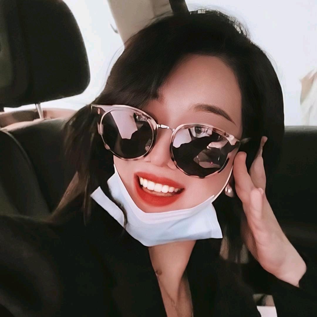 🕶️墨镜姐姐🐴