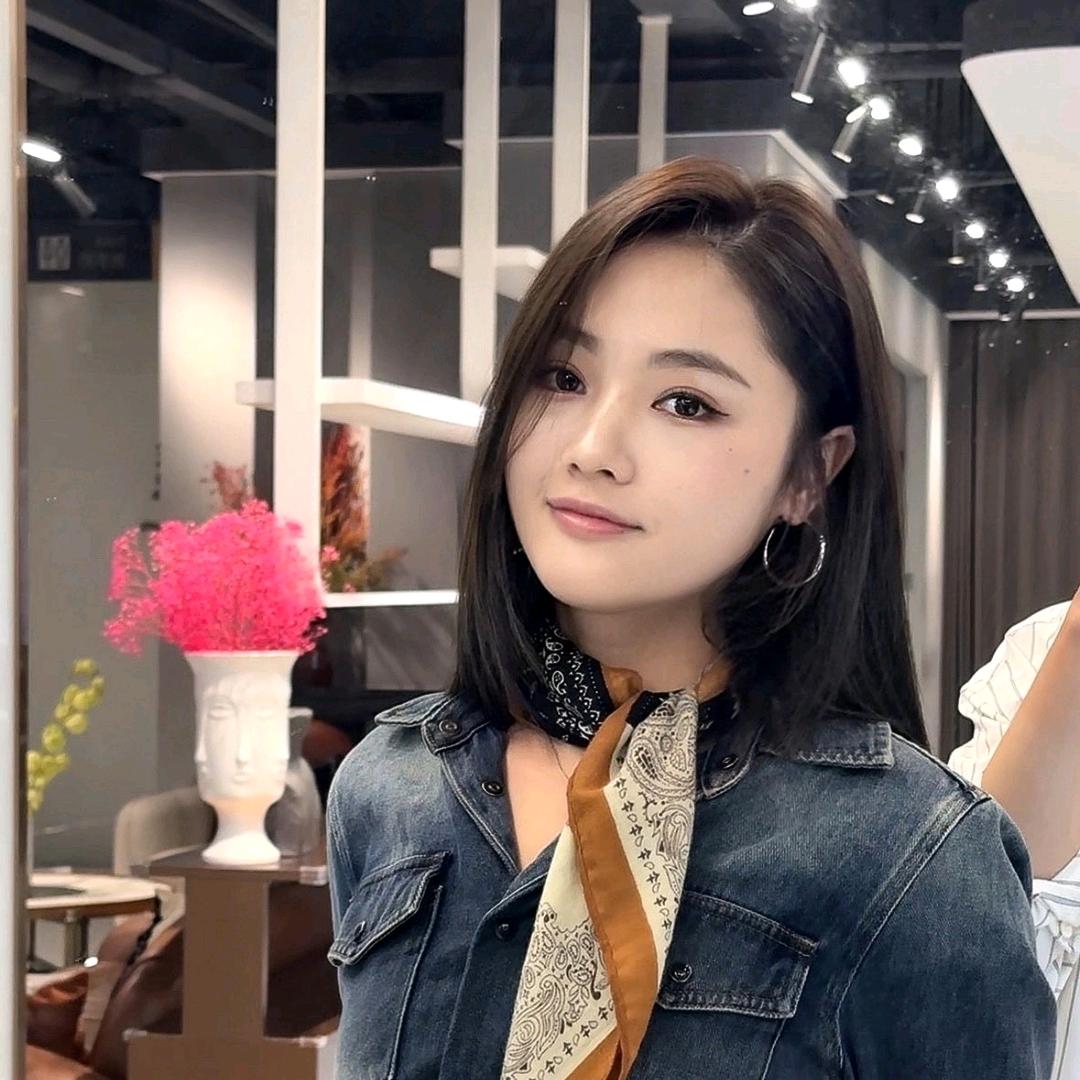 小小金鱼🎀