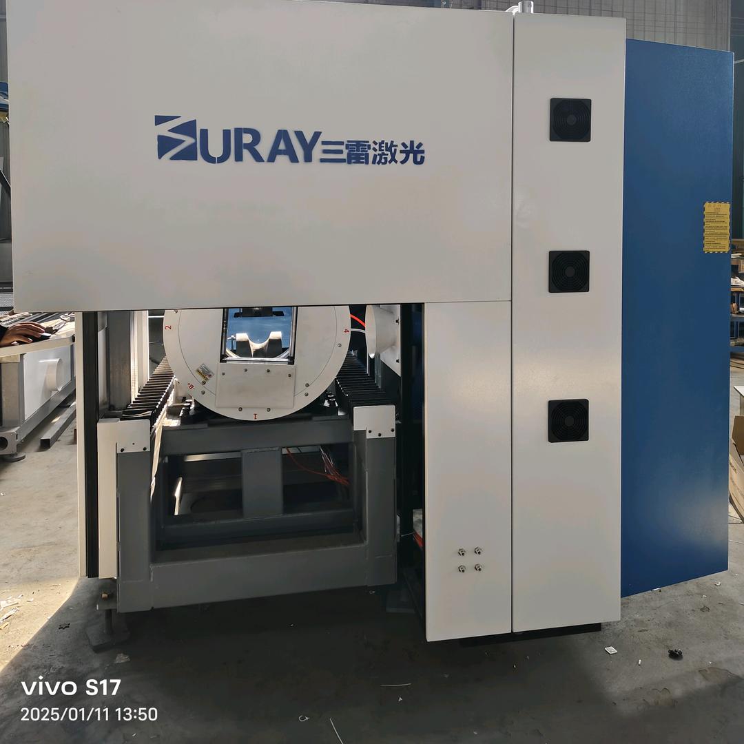 三雷激光裁网机