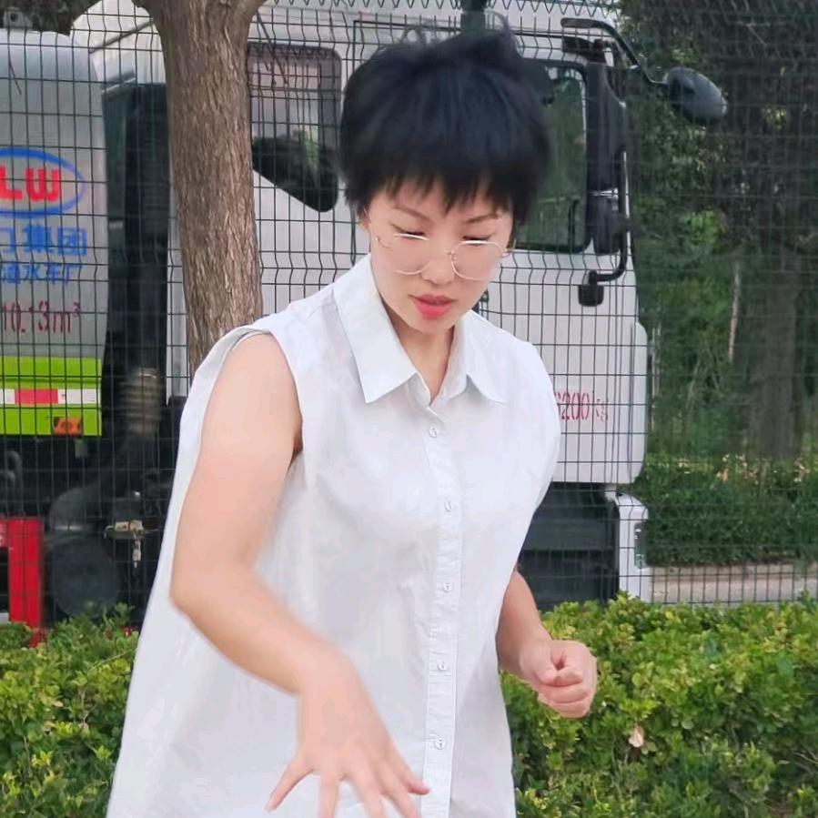 妞妞麻麻