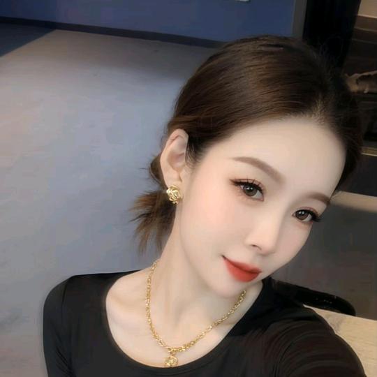 新拨板面丿老板娘