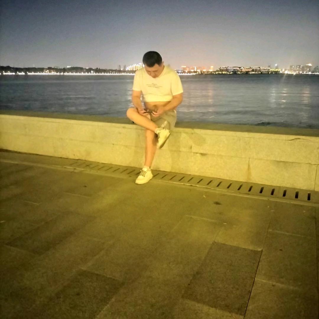 酒醉思红颜