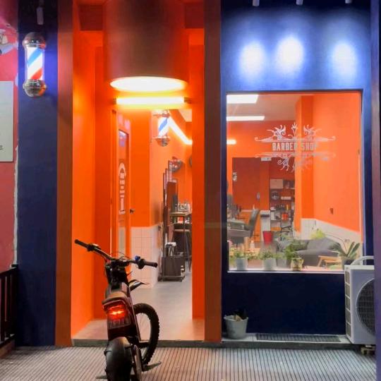 Slowly Barbershop