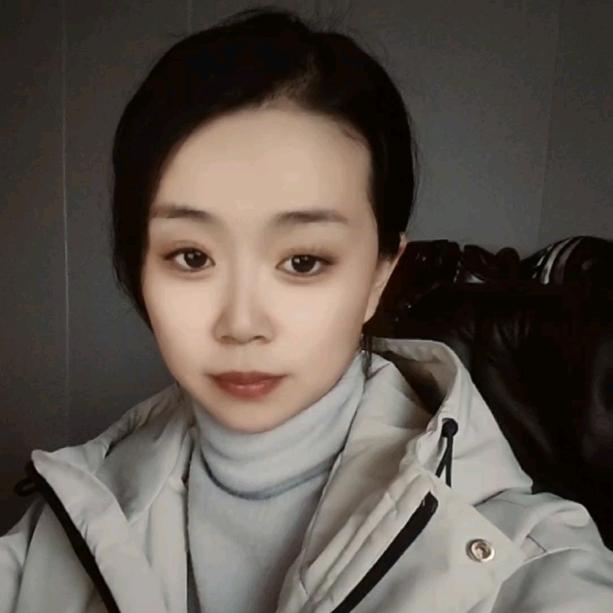 麟泰标识标牌源头厂家～杨茹